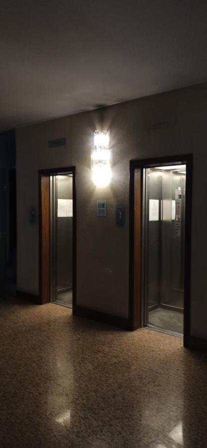 Smart Studio Porta Venezia Fashion District ミラノ エクステリア 写真